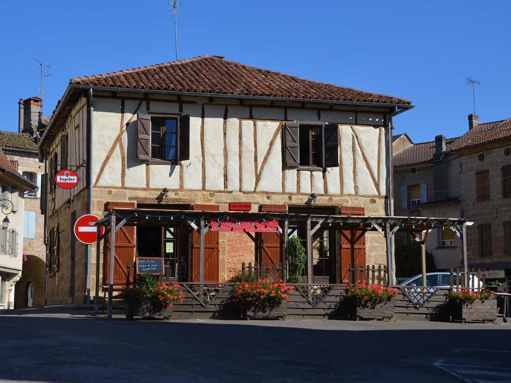 Le Lac Bleu Hotel Lacapelle-Marival Exterior foto